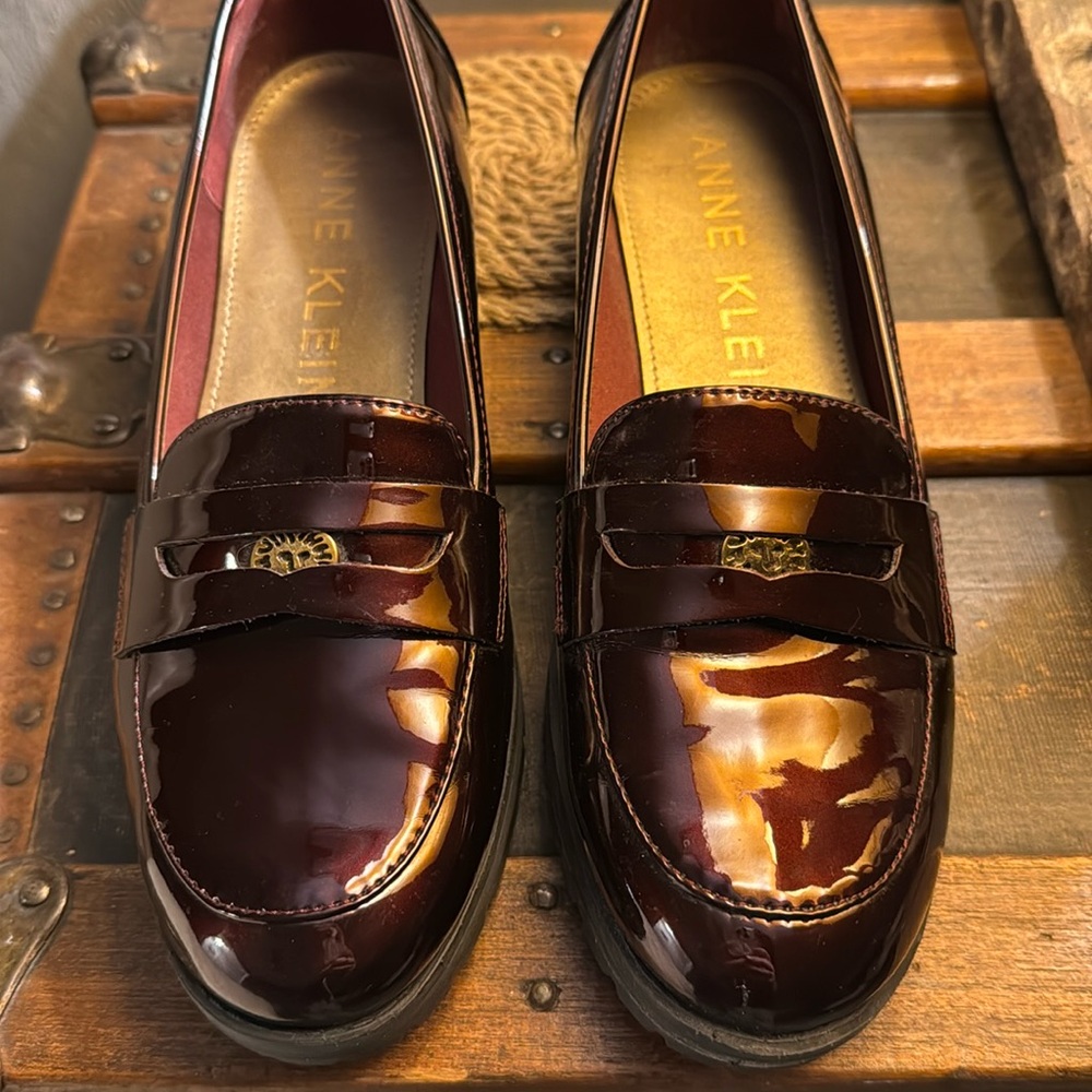 Anne Klein flex patent leather loafers. Burgundy.